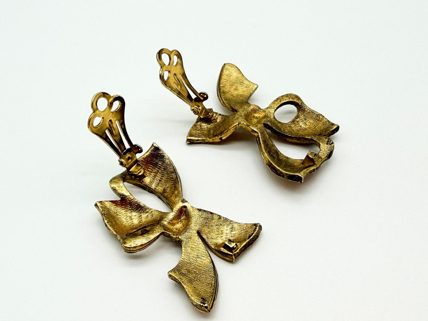 Vintage Gold Tone Bow Clip On Earrings Textured Statement 1980s Style