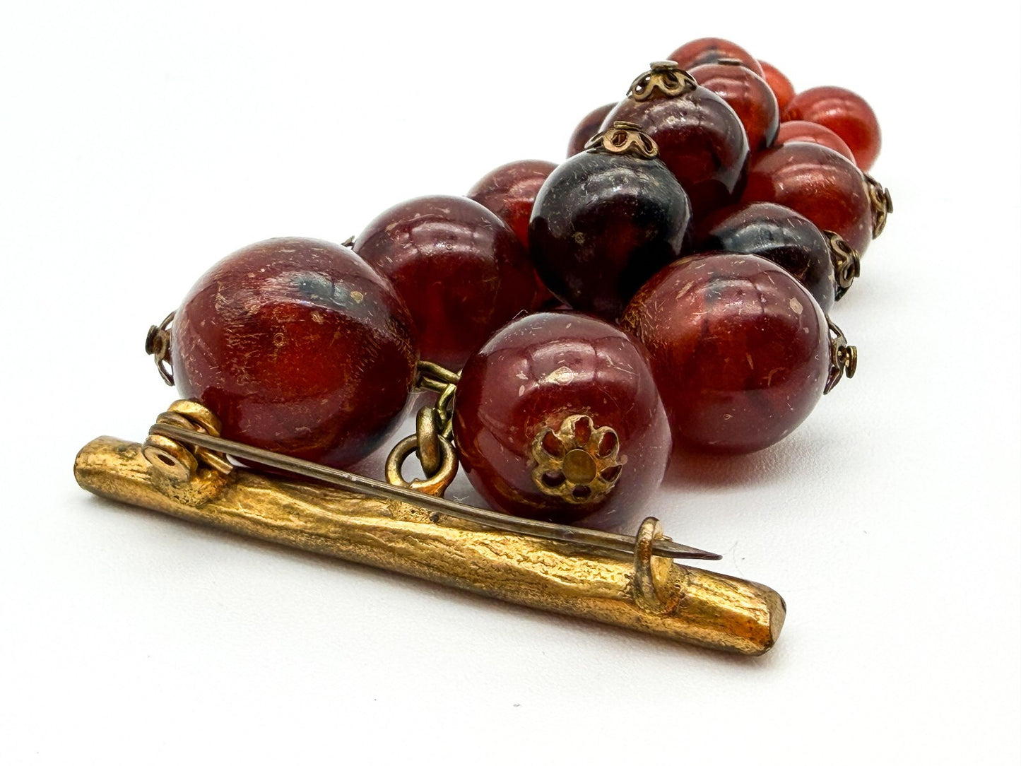 Vintage Cha Cha Lucite Grape Cluster Brooch Red Berry Gold Tone Pin 3.5 Inch