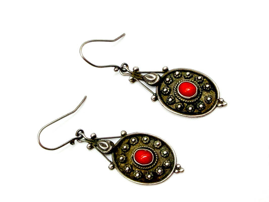 Vintage 925 Sterling Silver Red Coral Drop Earrings Rope Bezel Artisan