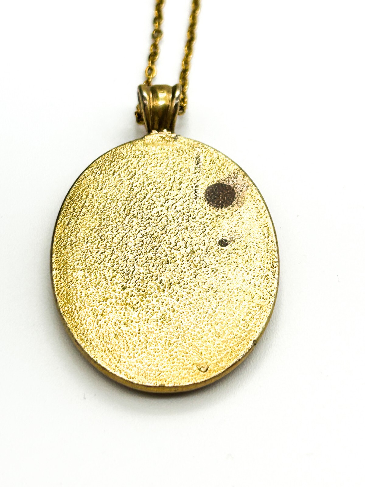Vintage Abalone Paua Shell Pendant Necklace Gold Tone Oval Iridescent 17.5”