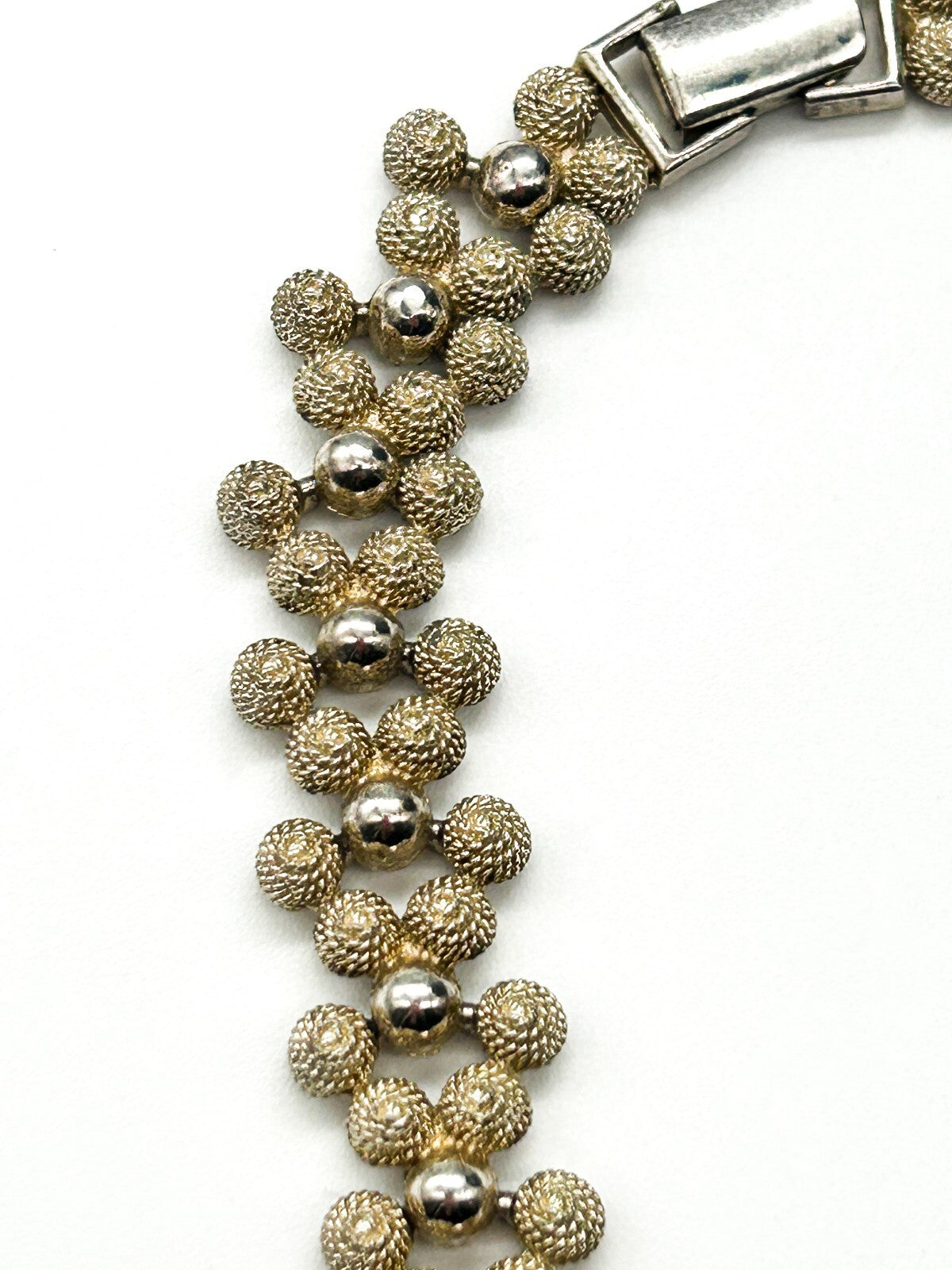 Vintage Gold Tone Rope Effect Ball Necklace Set Floral Stud Earrings 16.5”