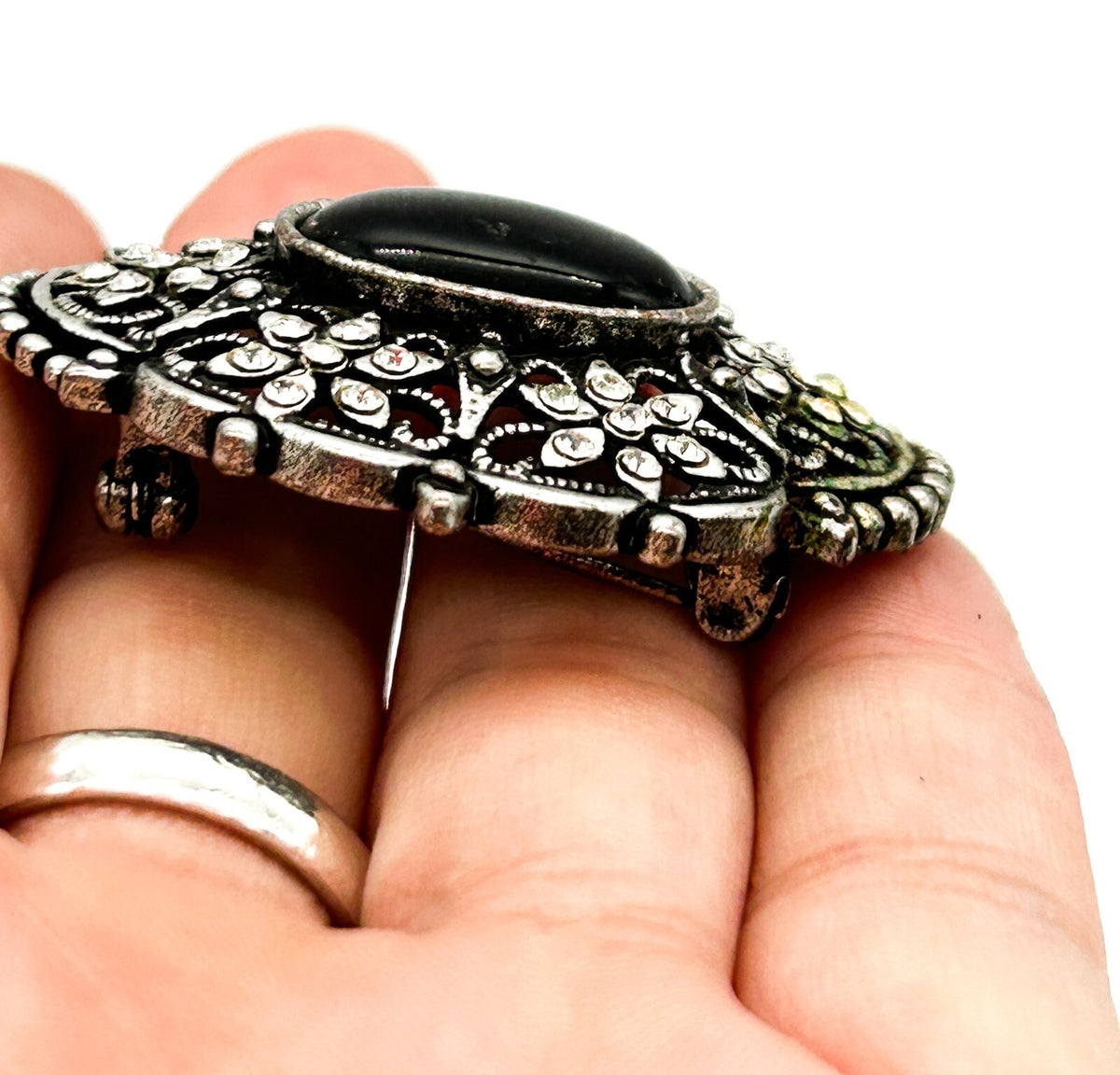 Vintage Style Ornate Cat’s Eye Brooch Grey Glass Cabochon Rhinestone Silver Tone