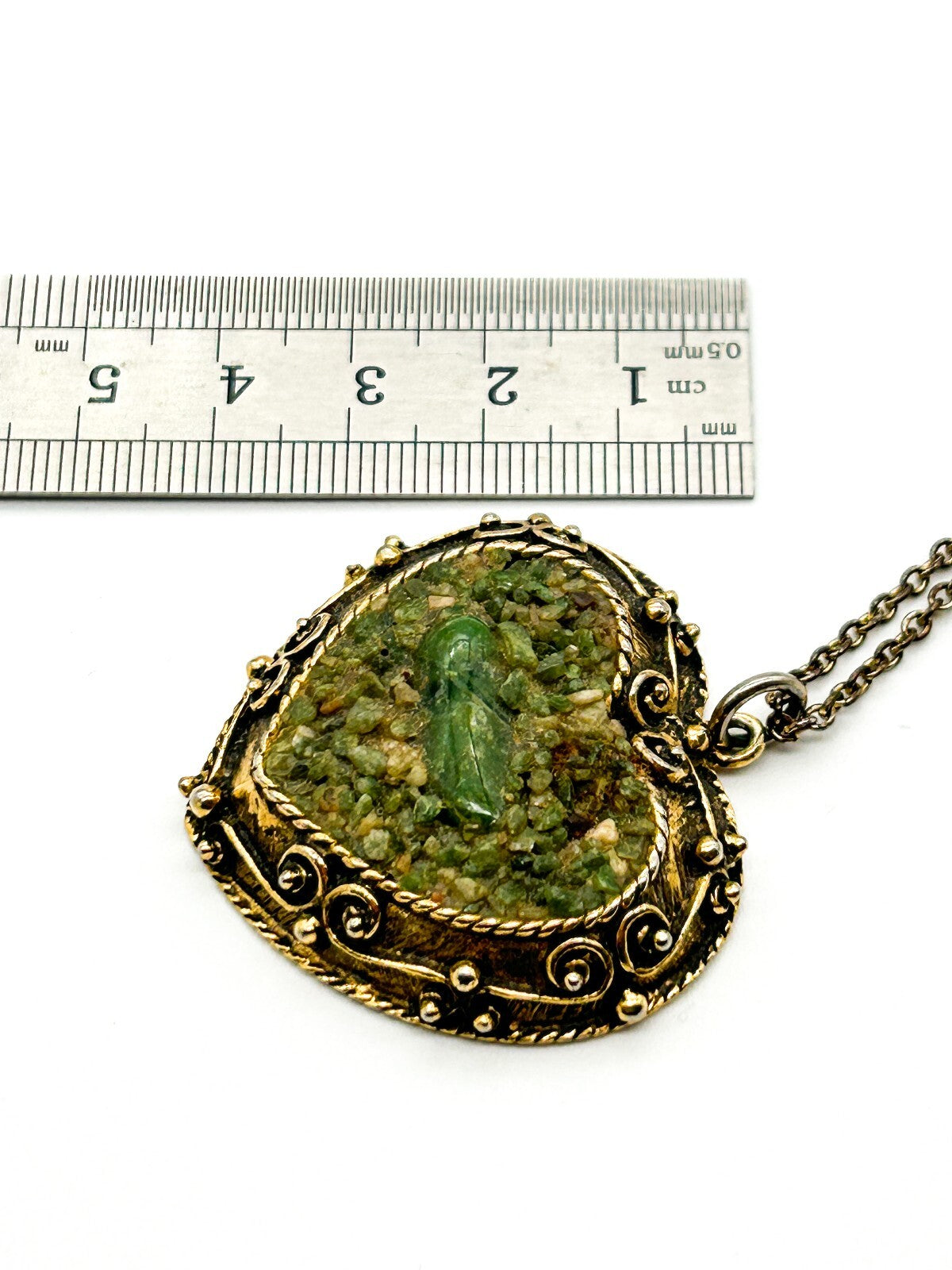 Vintage Gold Tone Heart Pendant Necklace Green Gemstone Chip Long Chain