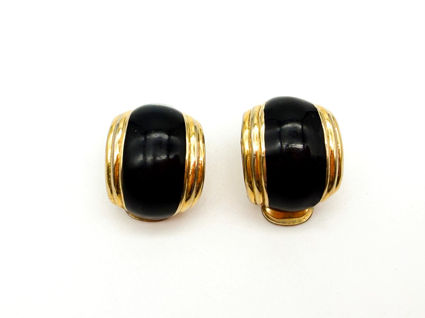 Vintage Black Gold Tone Clip On Earrings Ribbed Domed Retro Statement