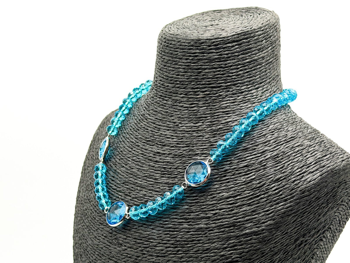 Turquoise Blue Faceted Glass Station Necklace Silver Tone Magnetic Clasp Holiday