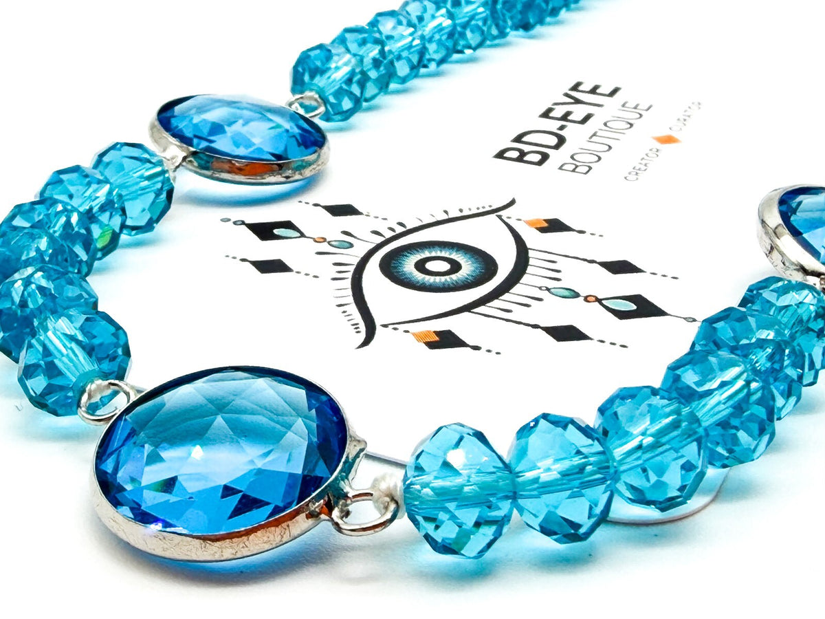Turquoise Blue Faceted Glass Station Necklace Silver Tone Magnetic Clasp Holiday