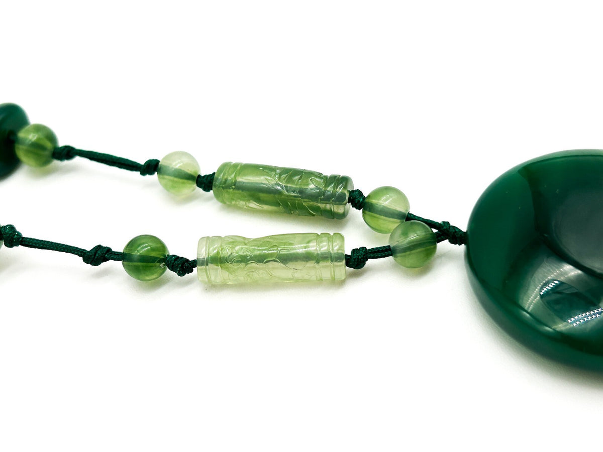 Vintage Green Aventurine Necklace Macrame Disc Pendant Boho Gemstone Tassel