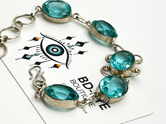 Vintage Aqua Blue Faceted Glass Cabochon Bracelet Silver Tone Open Back Bezel
