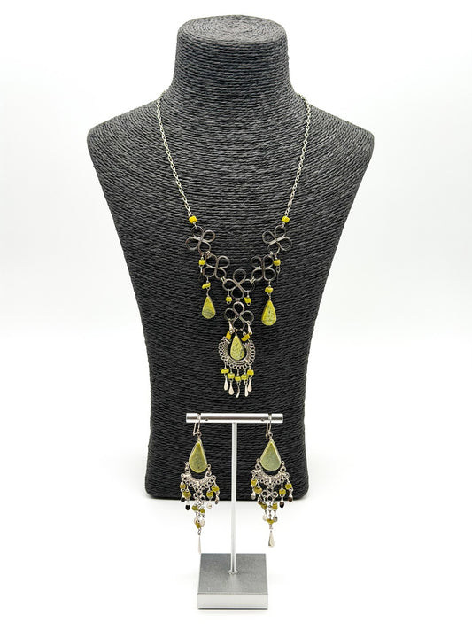 Peruvian Alpaca Silver Serpentine Necklace Earrings Set Wirework Floral Bib