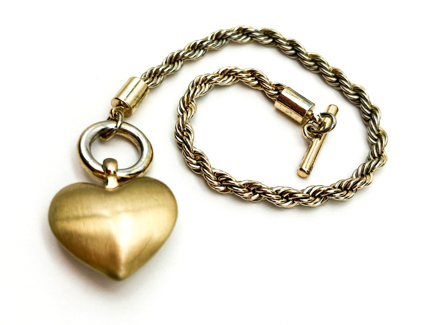 Vintage Gold Tone Rope Chain Bracelet Love Heart Charm Toggle Clasp Bracelet