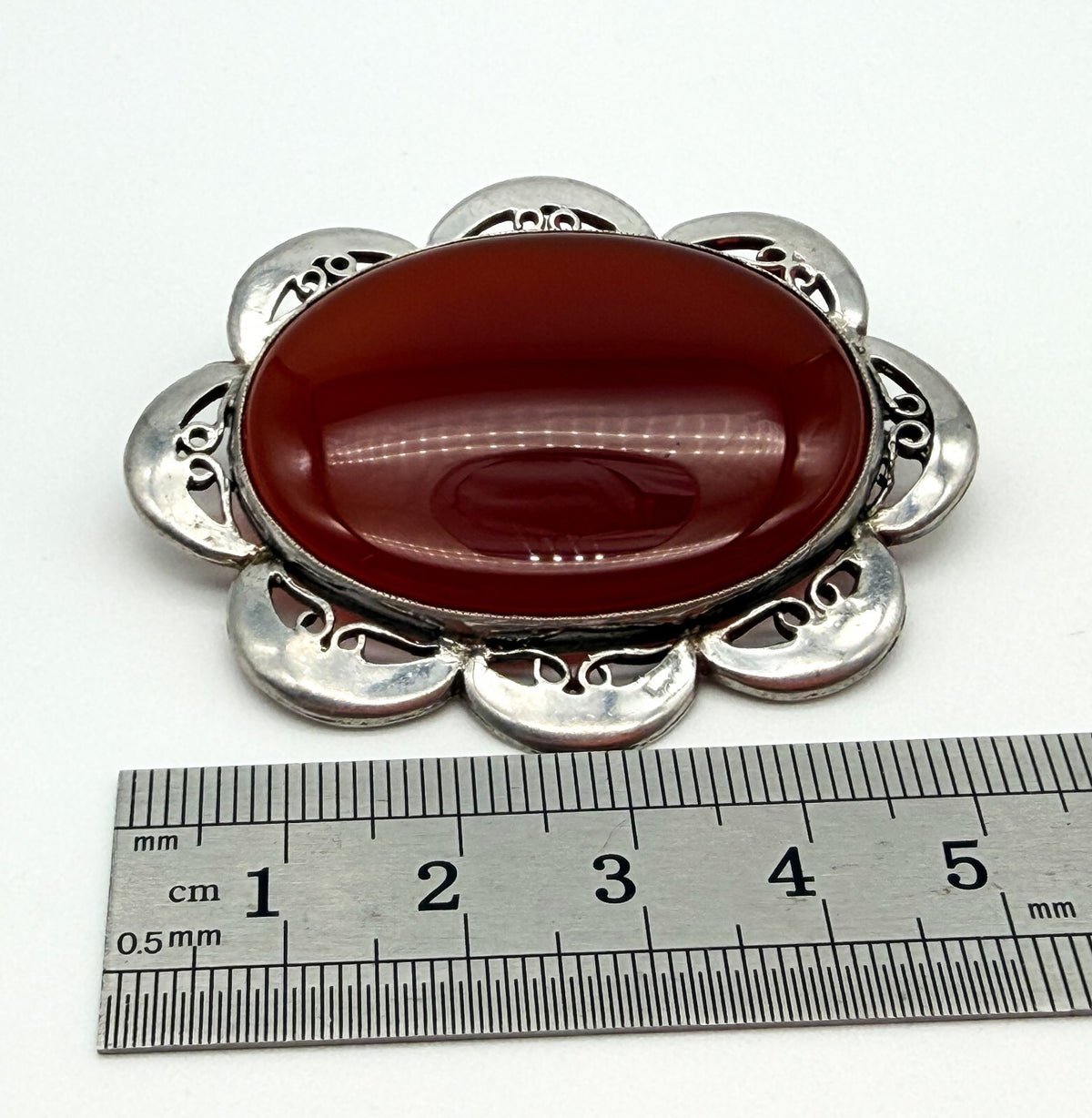 Vintage Carnelian Silver Plated Statement Brooch Oval Gemstone Scalloped Pin
