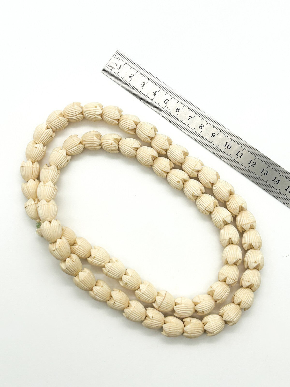 Vintage Carved Celluloid Flower Bud Necklace Cream Ribbed Bead Long Strand