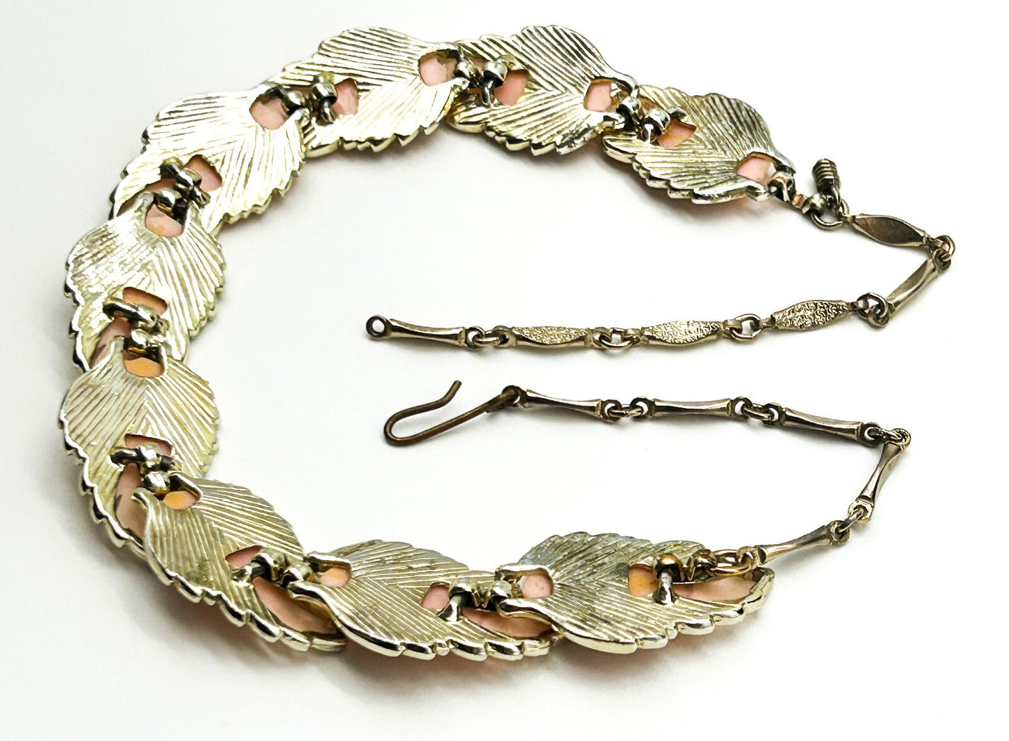Vintage Pink Thermoset Lucite Leaf Necklace Silver Tone Articulated Leaves