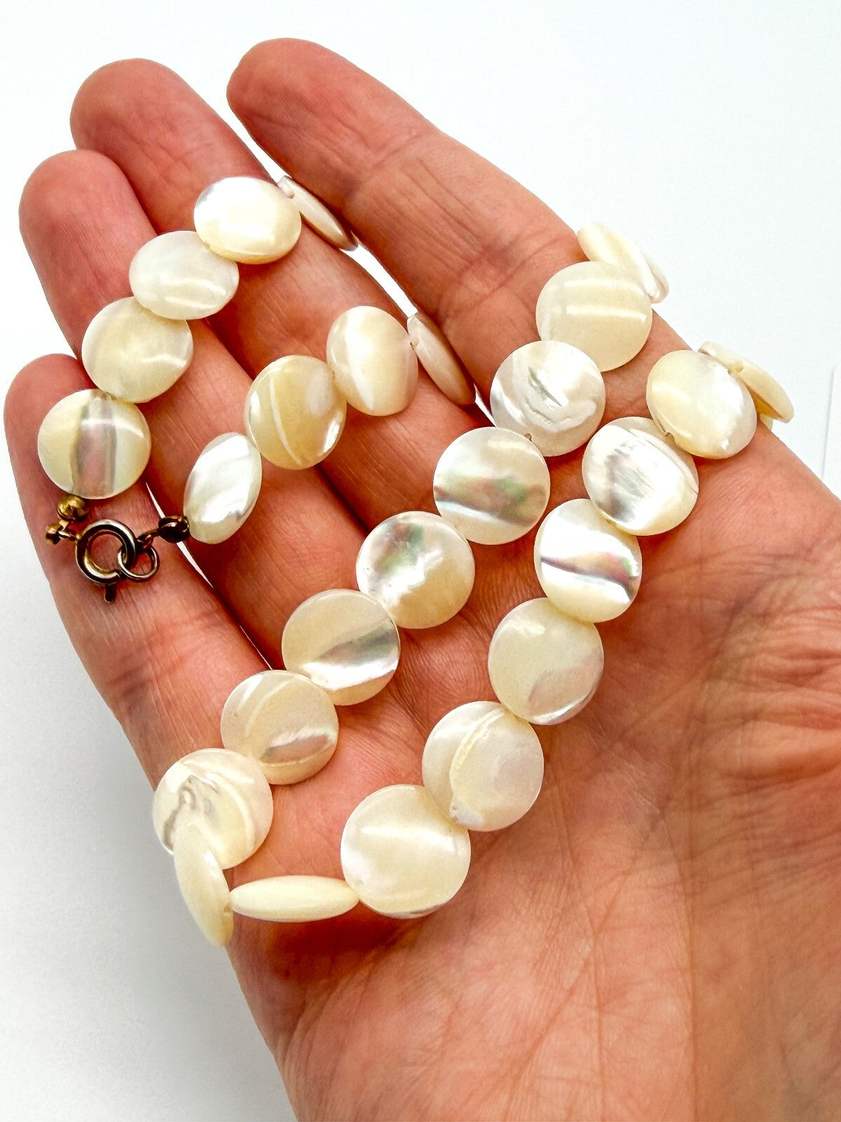 Vintage Mother of Pearl Disc Necklace Genuine Shell Choker 15.5”