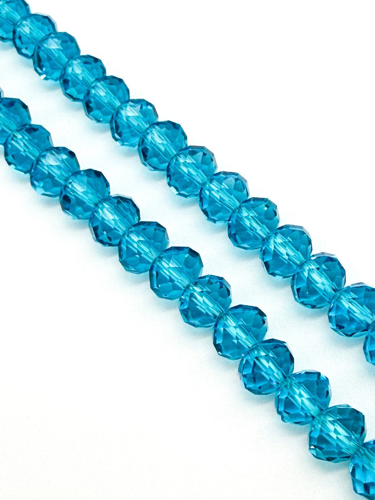 Turquoise Blue Faceted Glass Station Necklace Silver Tone Magnetic Clasp Holiday