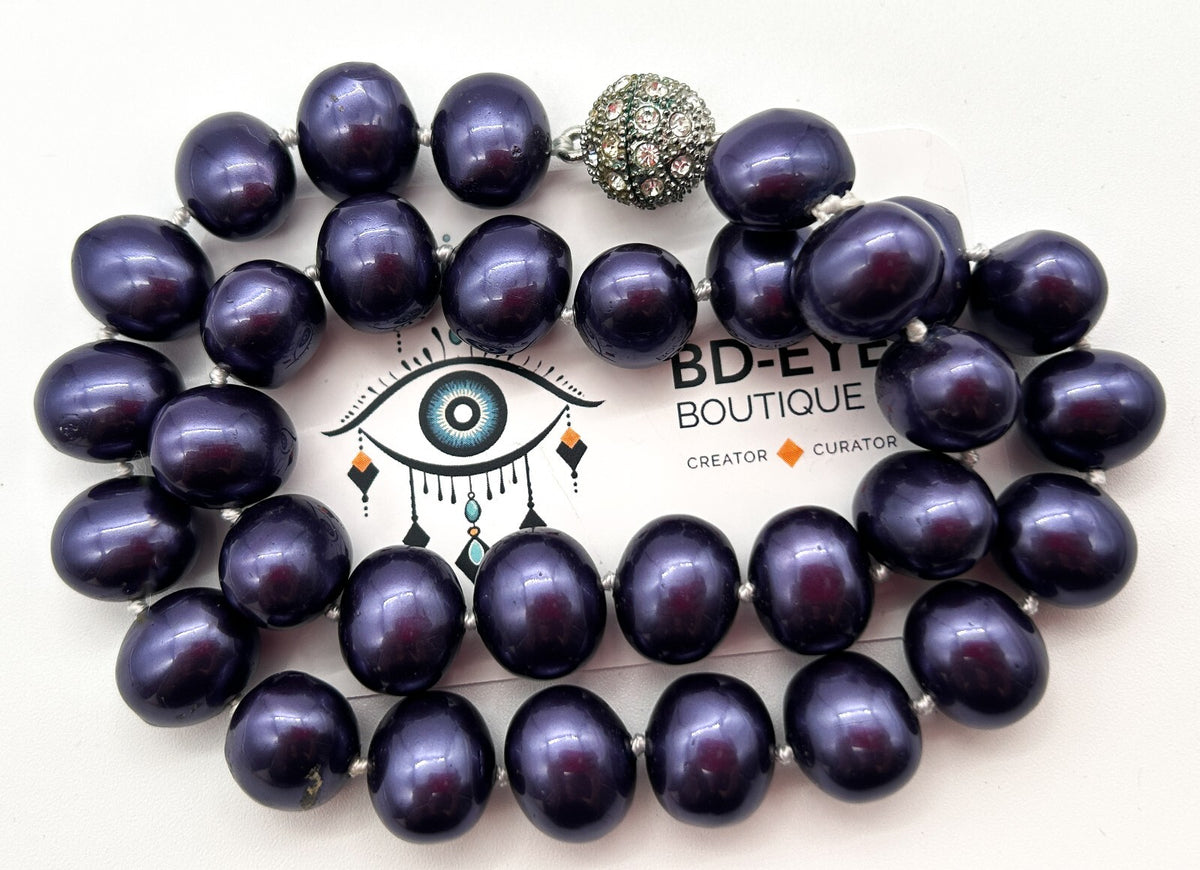 Vintage Chunky Purple Glass Faux Pearl Necklace Hand Knotted Magnetic Clasp