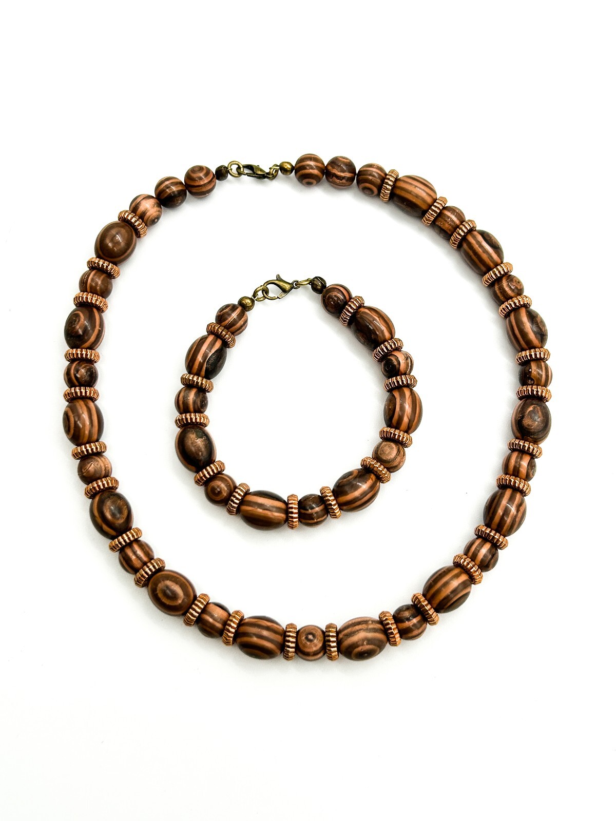 BD-Eye Boutique Upcycled Tan Brown Acrylic Jewellery Set Necklace Bracelet