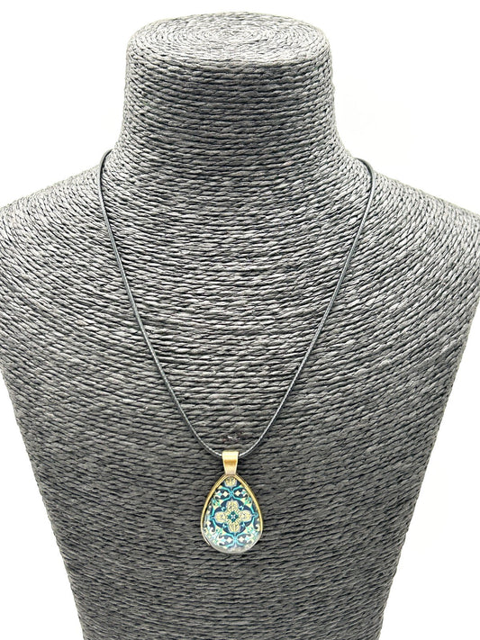 Brass Tone Floral Resin Teardrop Pendant Necklace Blue Geometric Pattern