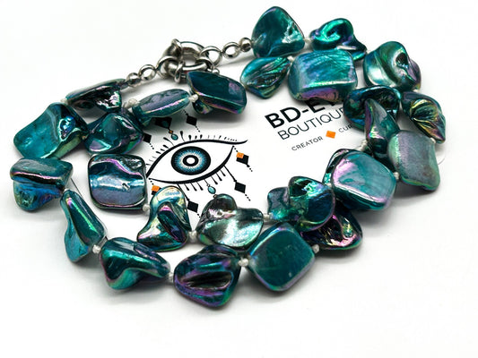 Vintage Shell Necklace Blue Green Purple AB Oil Slick Iridescent Statement 18.5”