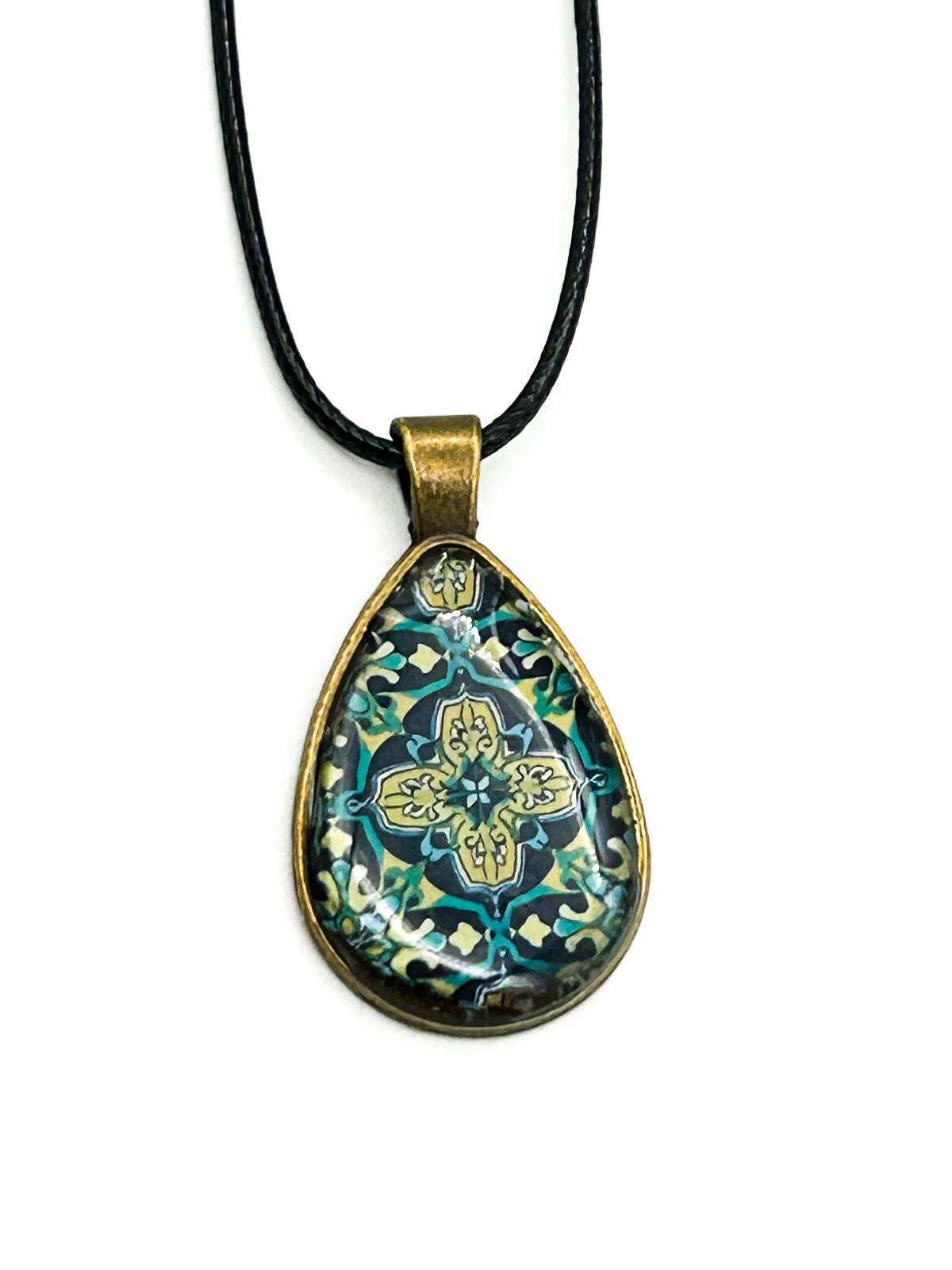 Brass Tone Floral Resin Teardrop Pendant Necklace Blue Geometric Pattern