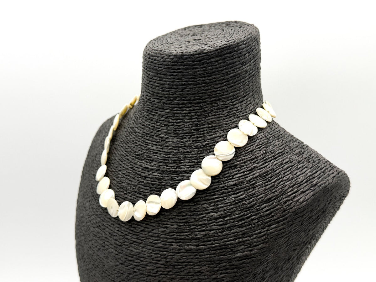 Vintage Mother of Pearl Disc Necklace Genuine Shell Choker 15.5”