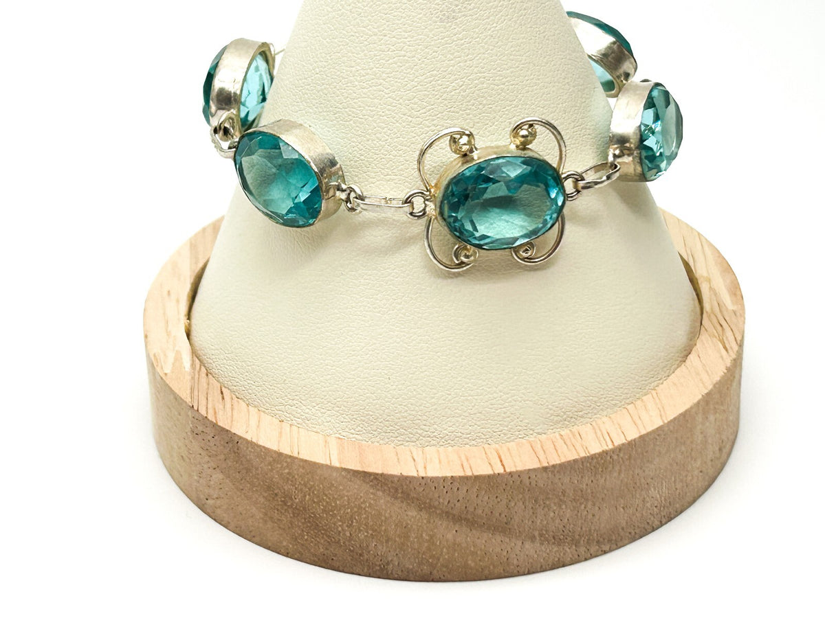 Vintage Aqua Blue Faceted Glass Cabochon Bracelet Silver Tone Open Back Bezel