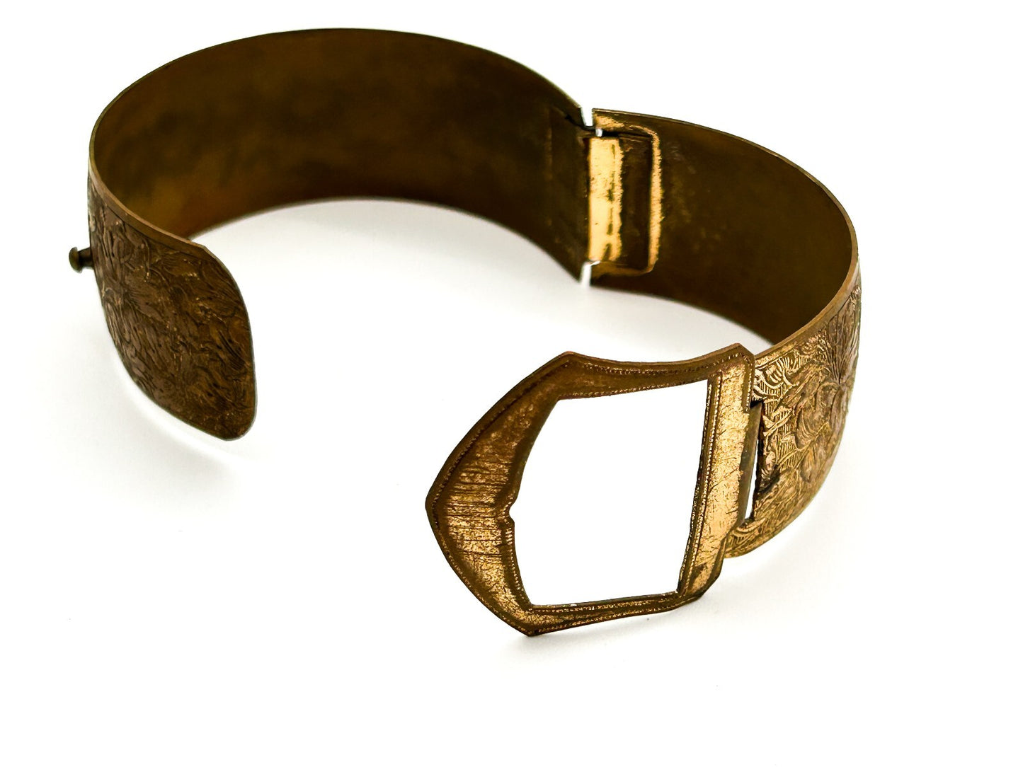 Vintage Ornate Gold Tone Buckle Bangle Embossed Floral Bracelet