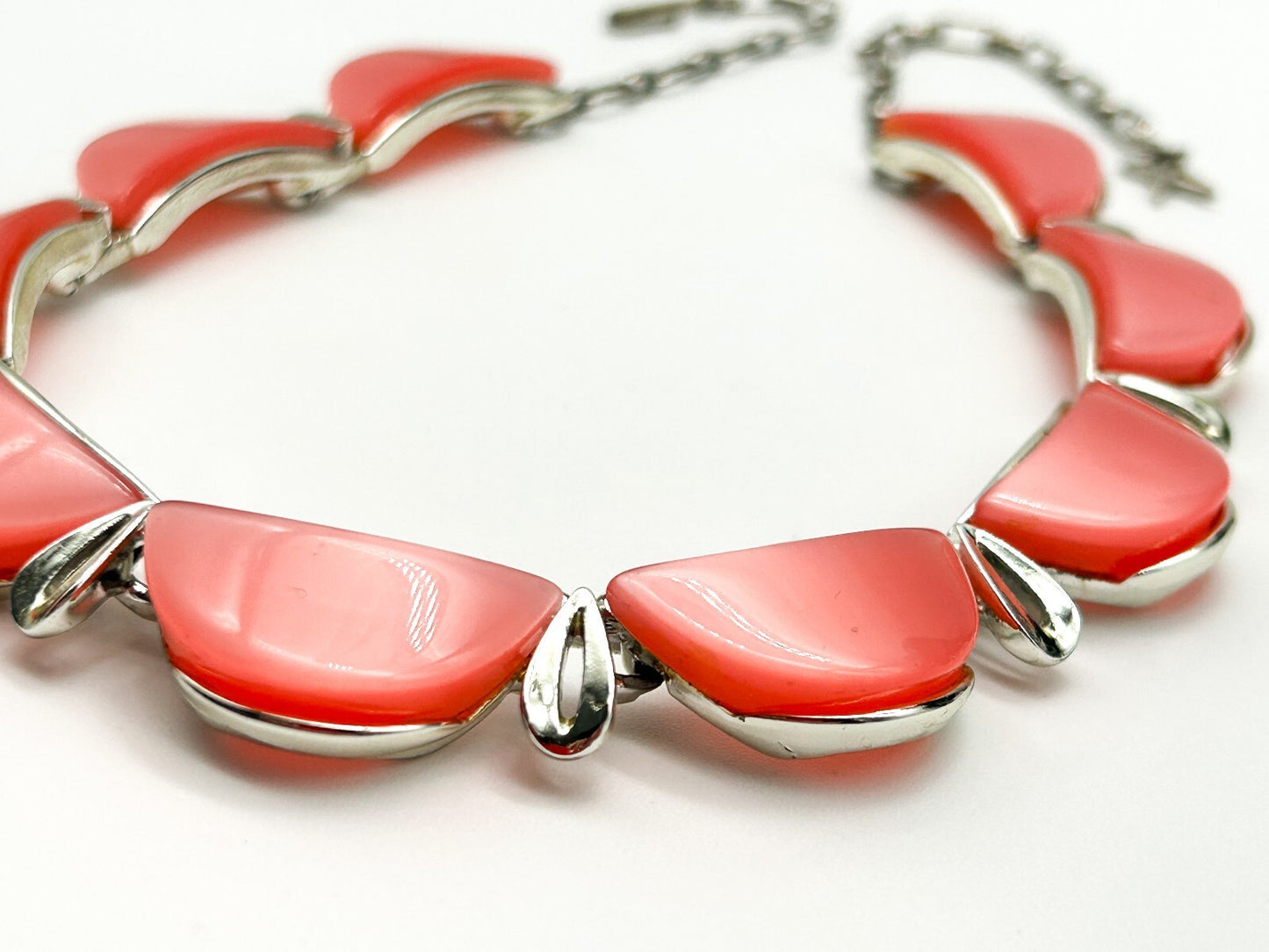 Vintage Star Signed Pink Thermoset Lucite Necklace 1950s Silver Tone Collar
