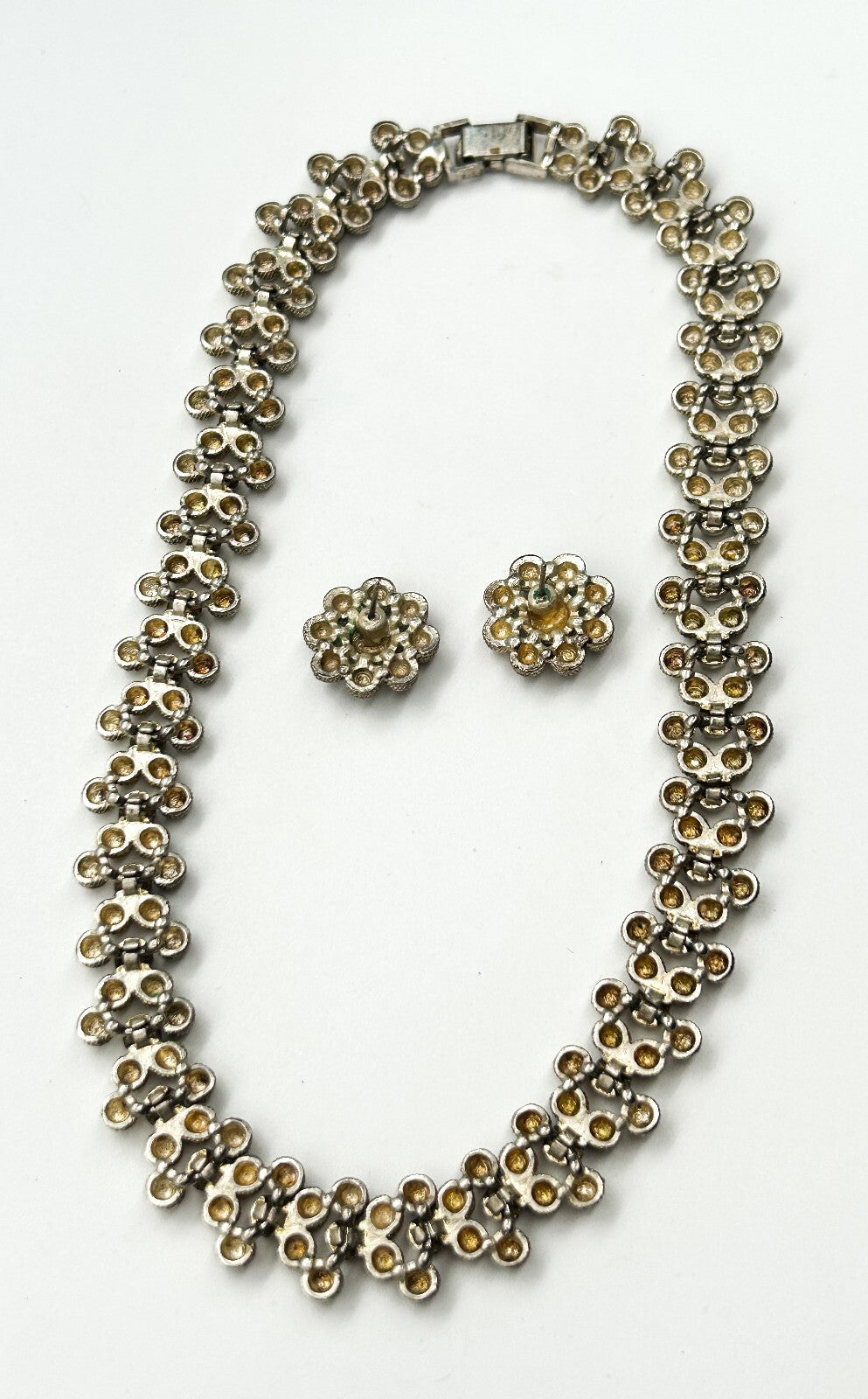 Vintage Gold Tone Rope Effect Ball Necklace Set Floral Stud Earrings 16.5”