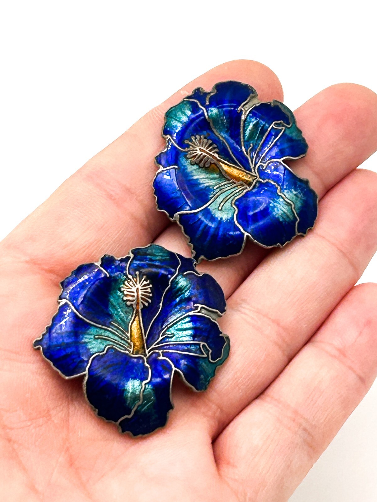 Vintage Cobalt Blue Hibiscus Cloisonné Enamel Flower Statement Stud Earrings