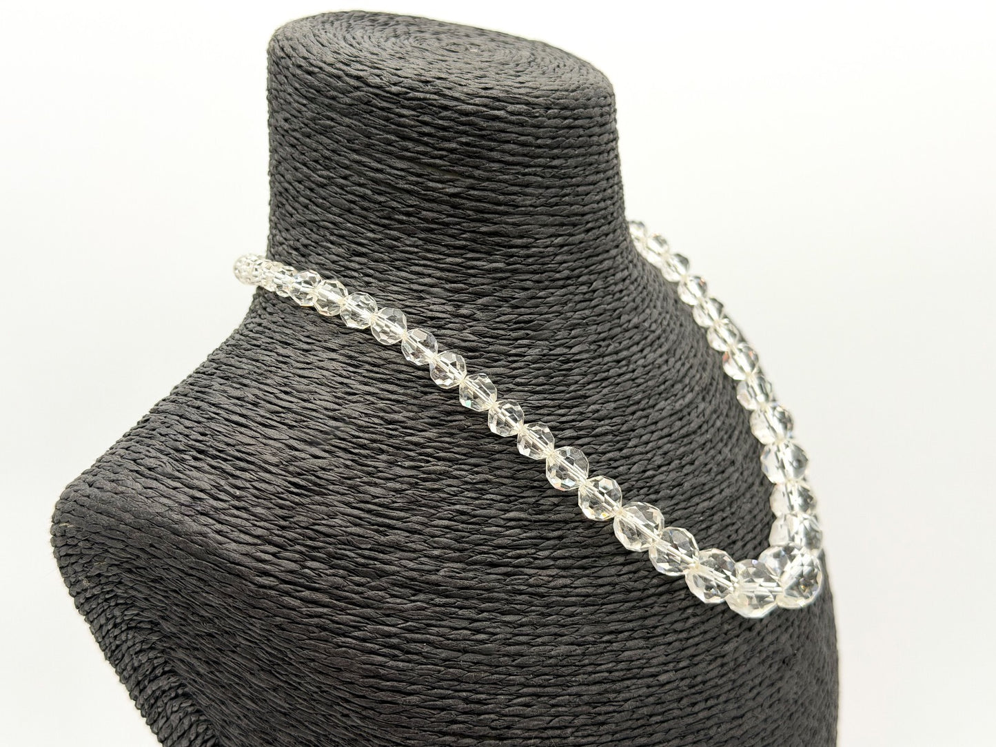 Vintage Clear Faceted Glass Bead Necklace Graduated Crystal Look Screw Clasp