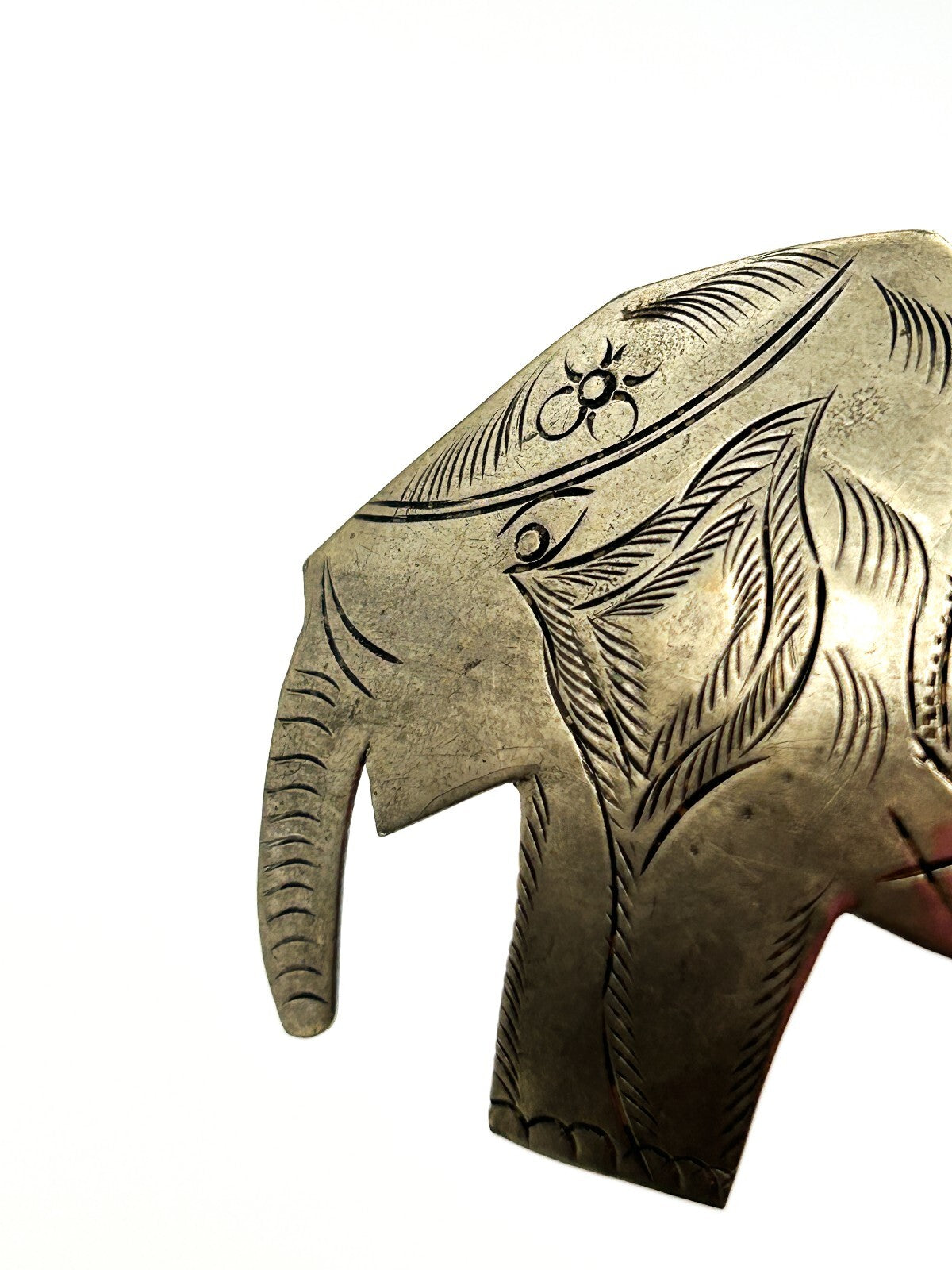 Vintage Silver Tone Etched Elephant Brooch Figural Animal Pin Ethnic Style 6cm