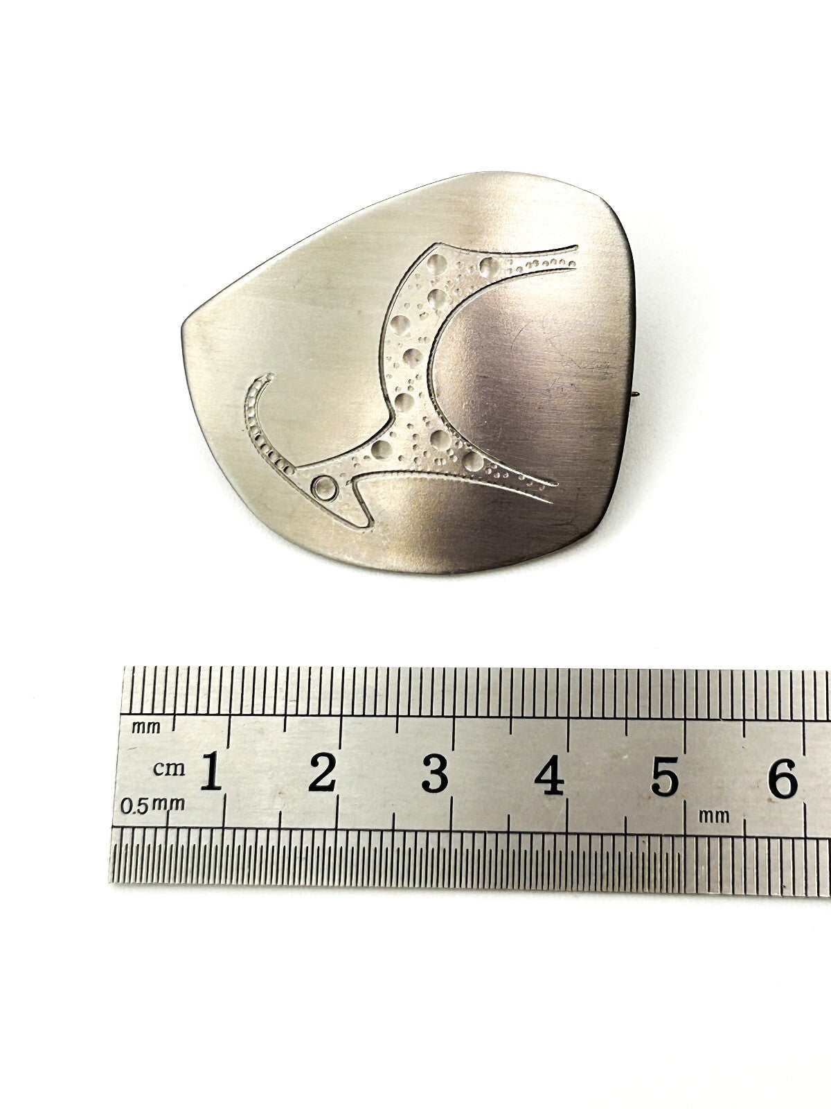 Vintage Sterling Silver Oryx Brooch Etched Antelope Gazelle Modernist Pin