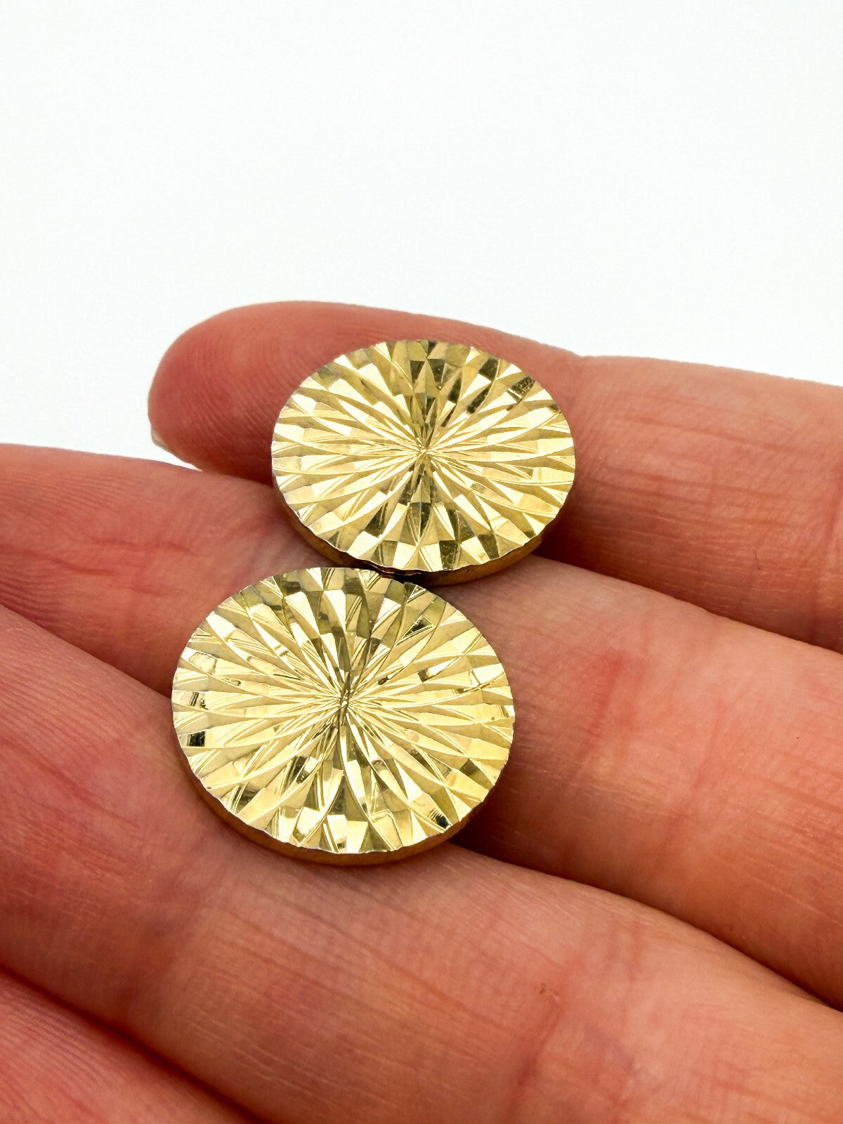 Vintage Gold Tone Engine Turned Cufflinks Diamond Cut Sunburst Round