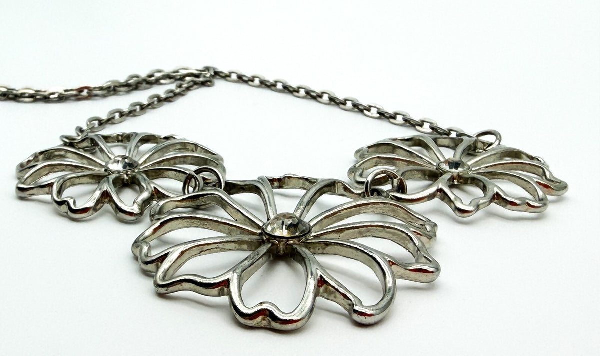 Silver Tone Triple Flower Statement Necklace Rhinestone Floral Pendant 26”