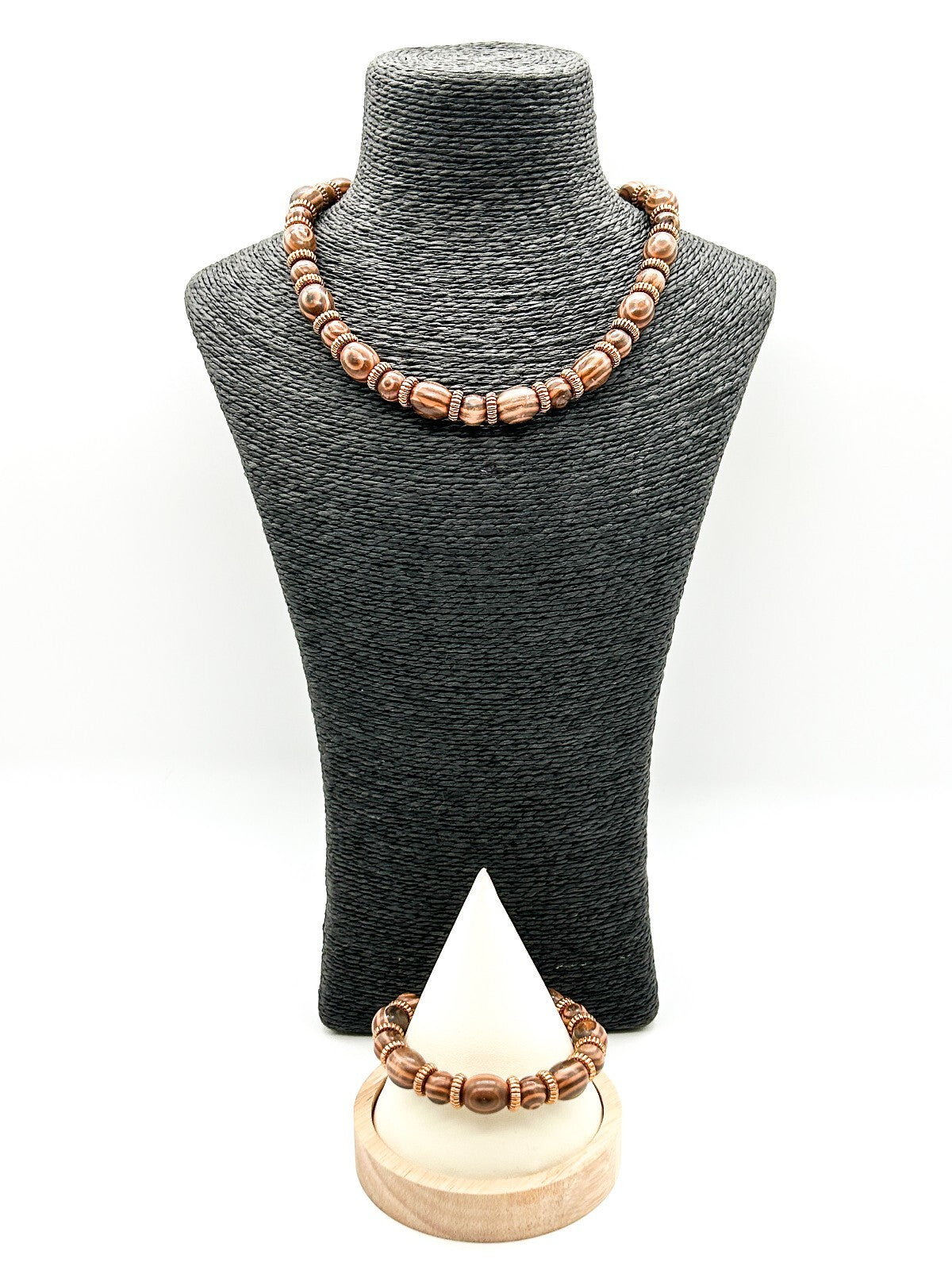 BD-Eye Boutique Upcycled Tan Brown Acrylic Jewellery Set Necklace Bracelet