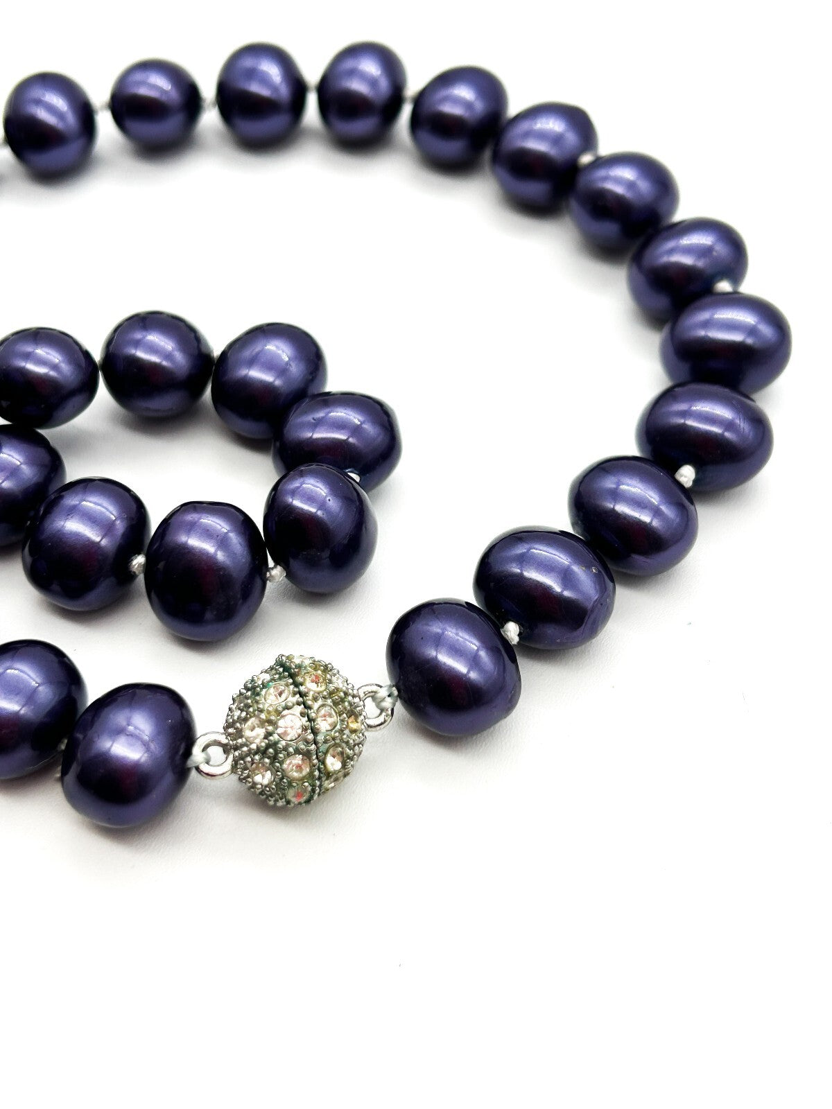 Vintage Chunky Purple Glass Faux Pearl Necklace Hand Knotted Magnetic Clasp