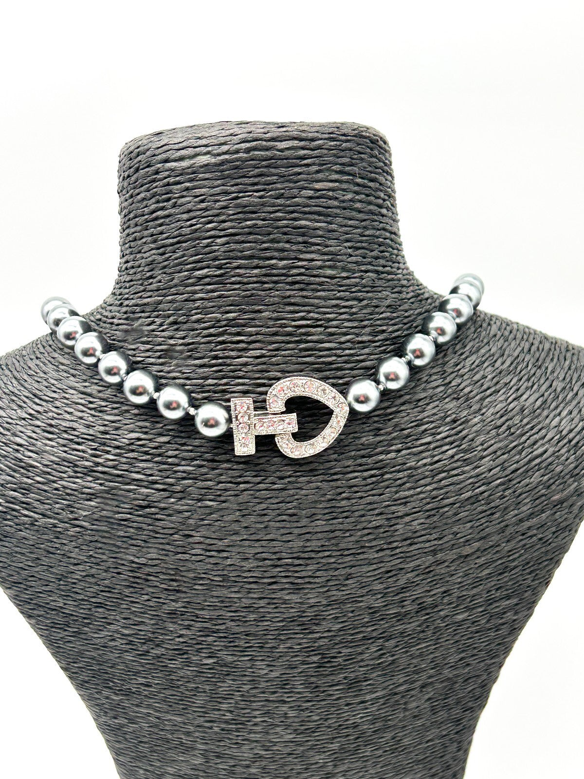 Vintage Grey Faux Pearl Necklace Bracelet Set Rhinestone Heart Clasp 19” 8.5”
