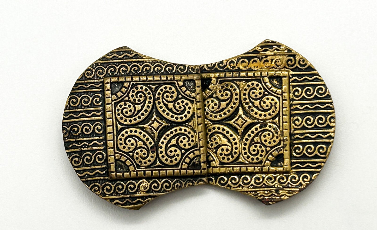 Vintage Ornate Brass Gold Tone Belt Buckle Embossed Scroll Pattern Black Metal