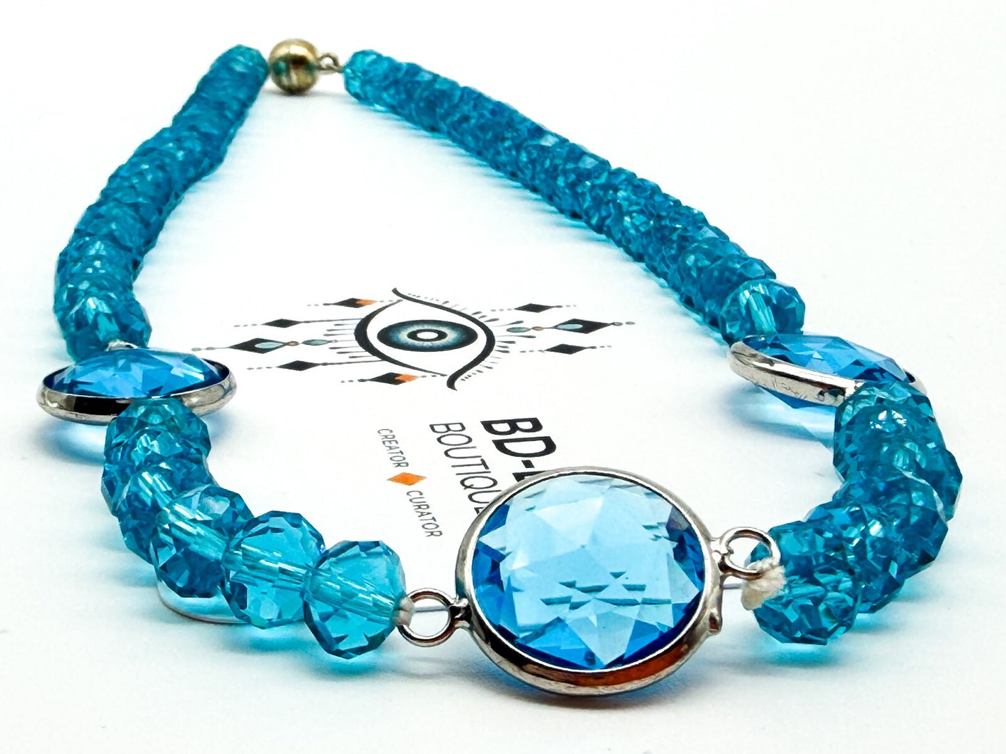 Turquoise Blue Faceted Glass Station Necklace Silver Tone Magnetic Clasp Holiday