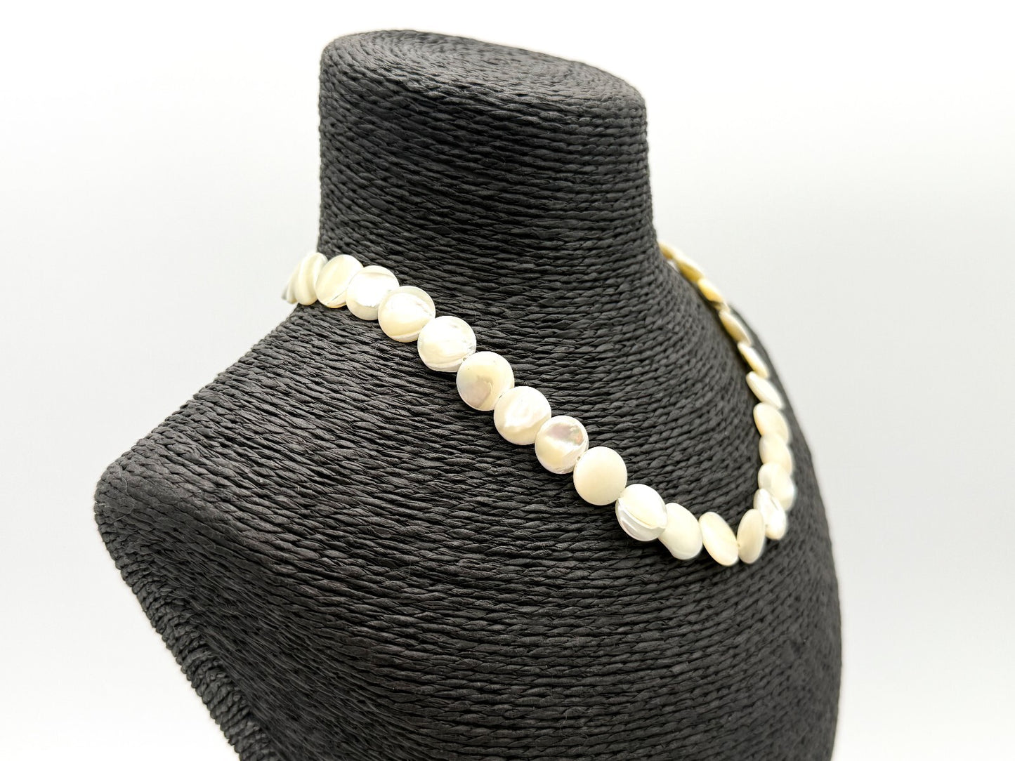 Vintage Mother of Pearl Disc Necklace Genuine Shell Choker 15.5”