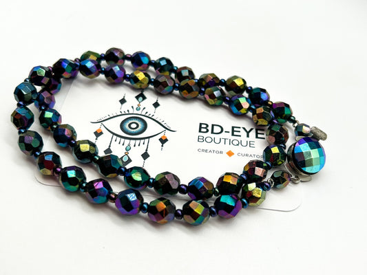 Vintage Carnival Glass Bead Necklace Peacock Iridescent Faceted 19”