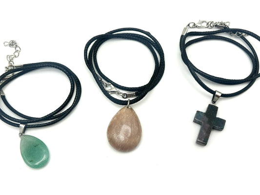 Gemstone Pendant Cord Necklace Bundle – Aventurine, Pink-Peach Stone