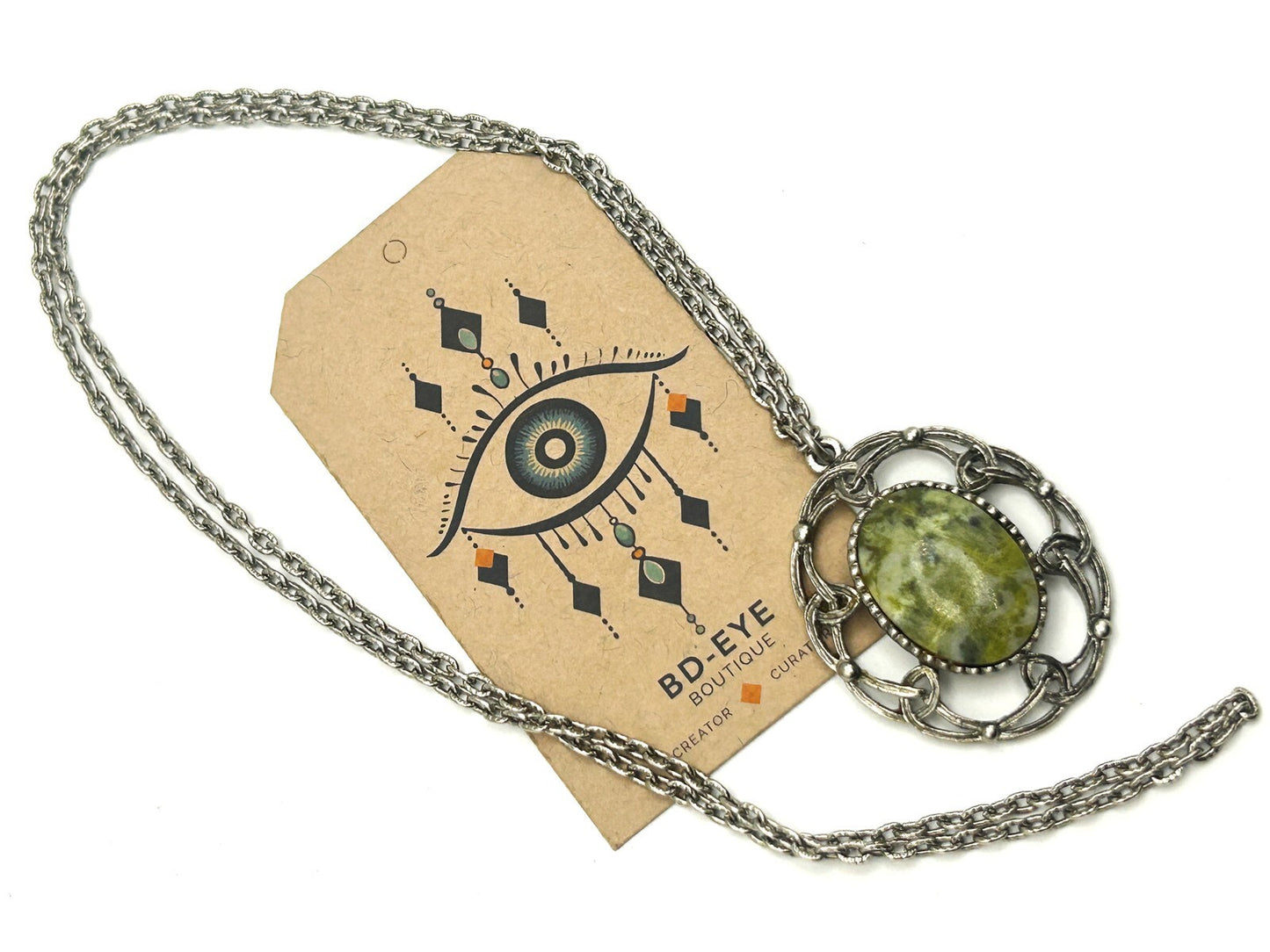 Vintage Silver Tone Openwork Pendant Necklace with Serpentine Cabochon