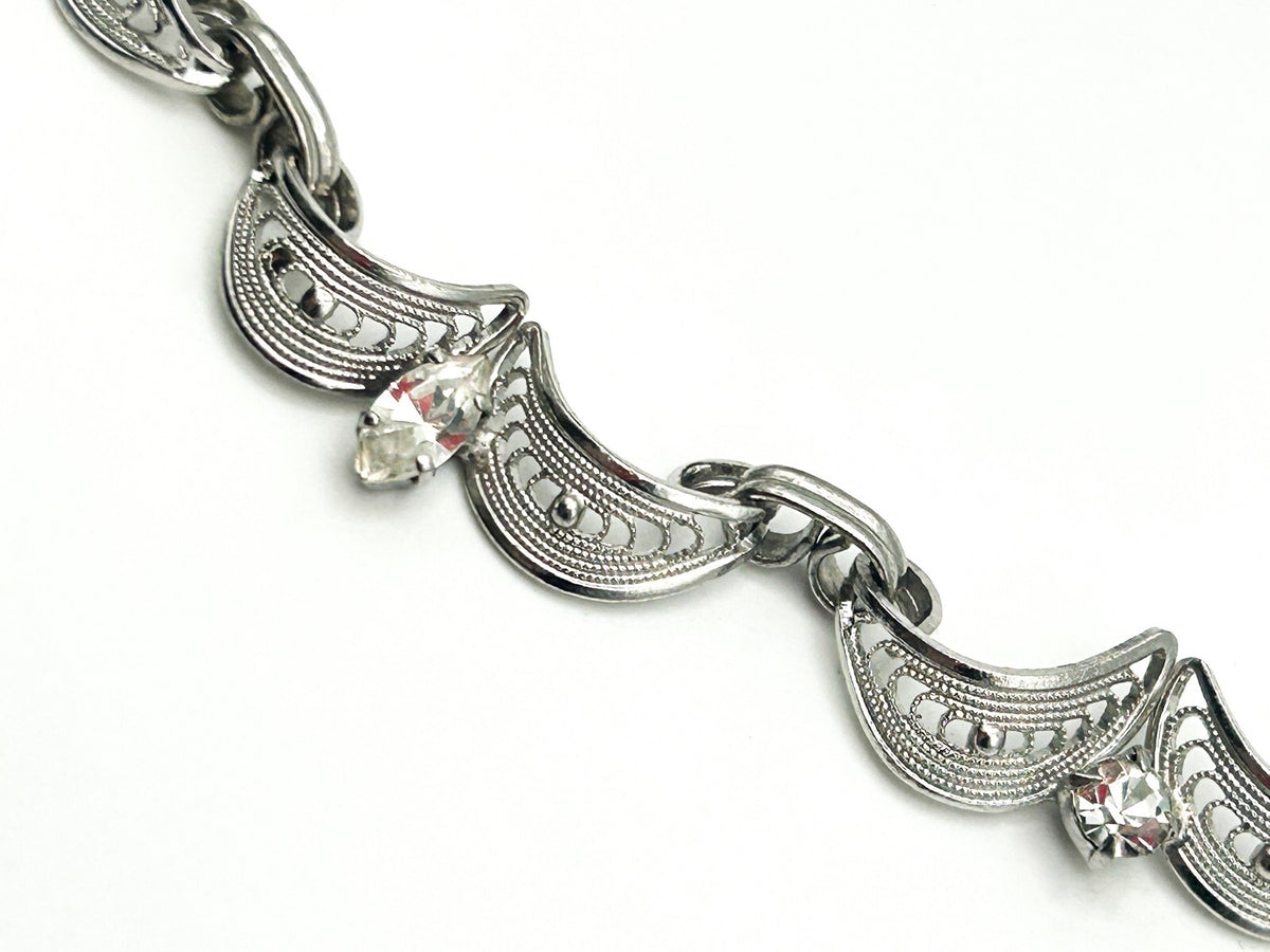 Vintage Rhinestone Necklace Marquise Filigree Silver Tone Scallop Design 16”