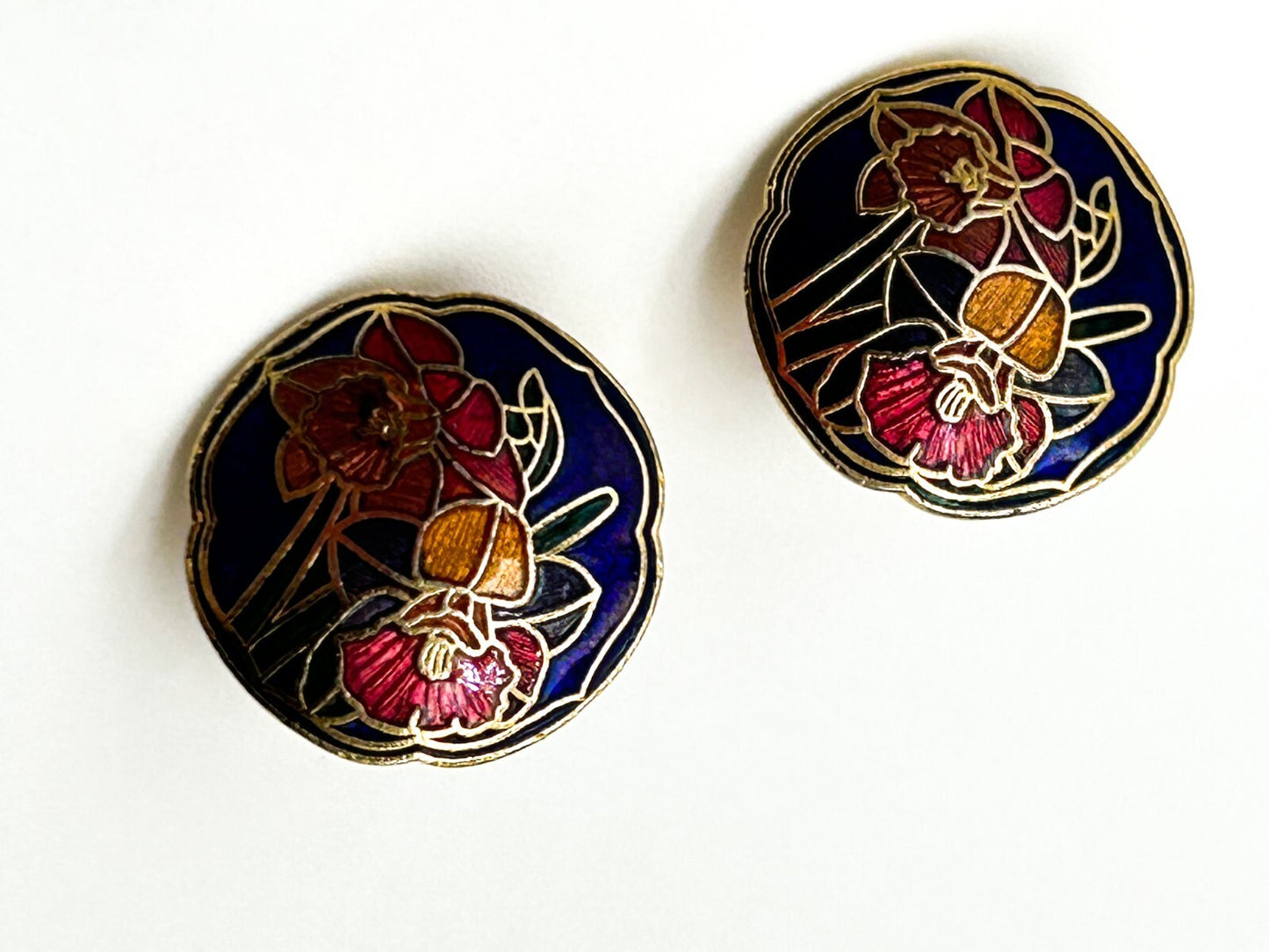 Vintage Cloisonné Floral Clip On Earrings – Blue Enamel Round Studs Red Flower