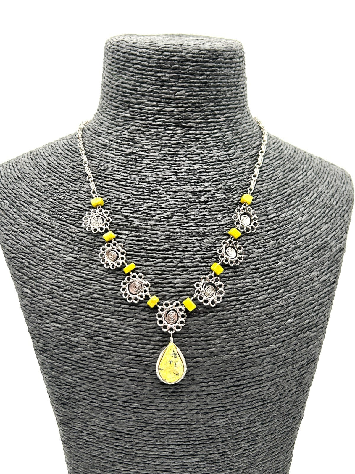 Peruvian Alpaca Silver Tone Necklace Earrings Set Lime Green Stone Boho Dainty