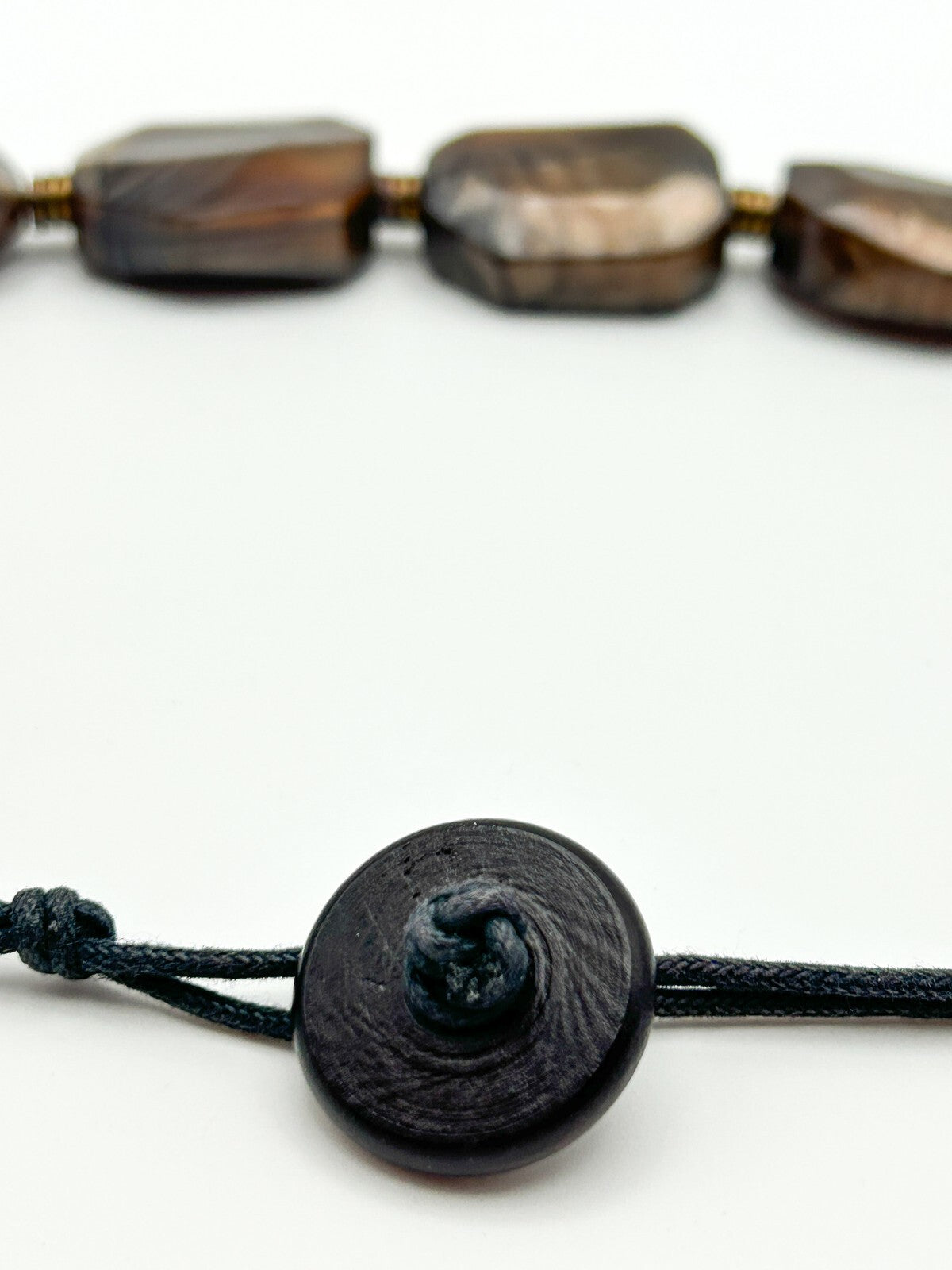 Vintage Brown Metallic Shimmer Marble-Effect Faceted Acrylic Nugget Necklace