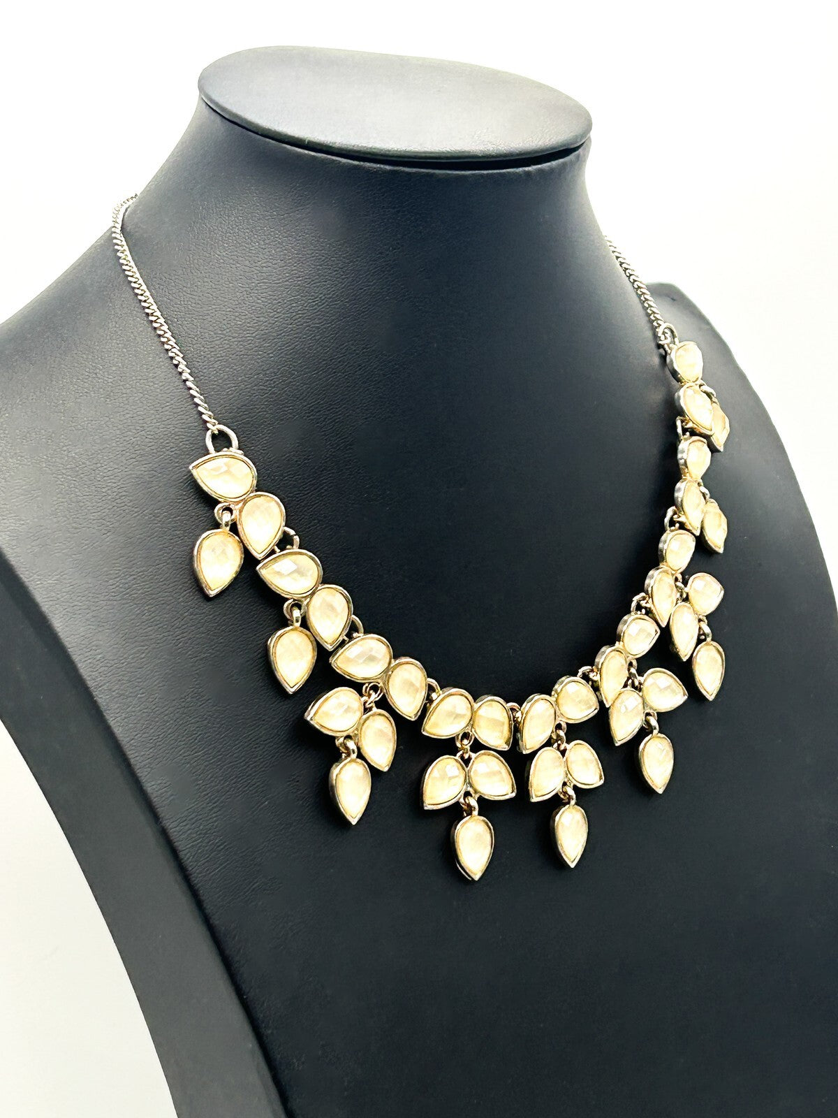 Accessorize Faceted Teardrop Statement Necklace – Champagne Acrylic Leaf Design