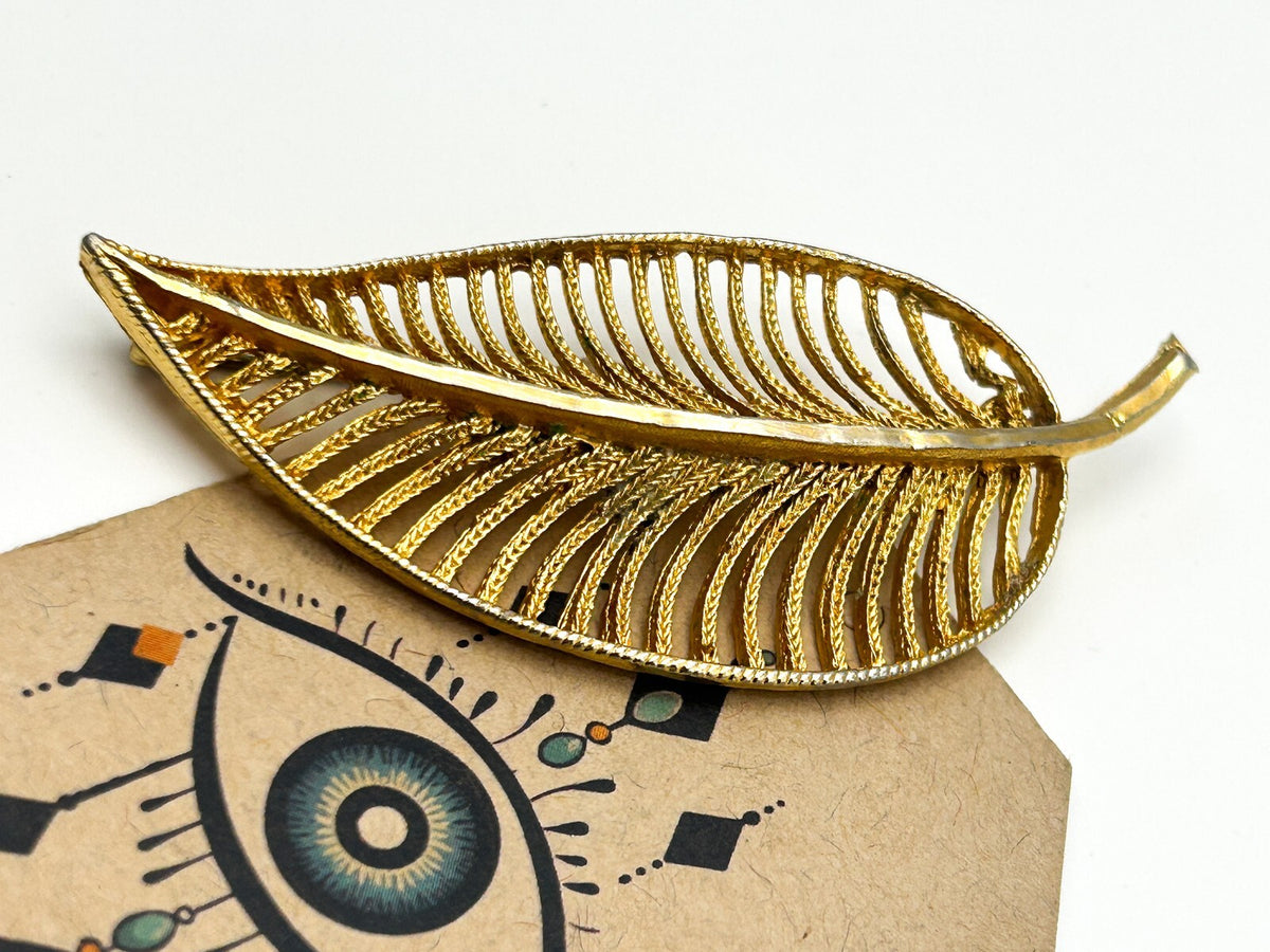 Vintage Hollywood Leaf Brooch Gold Tone Openwork Ribbed Pin